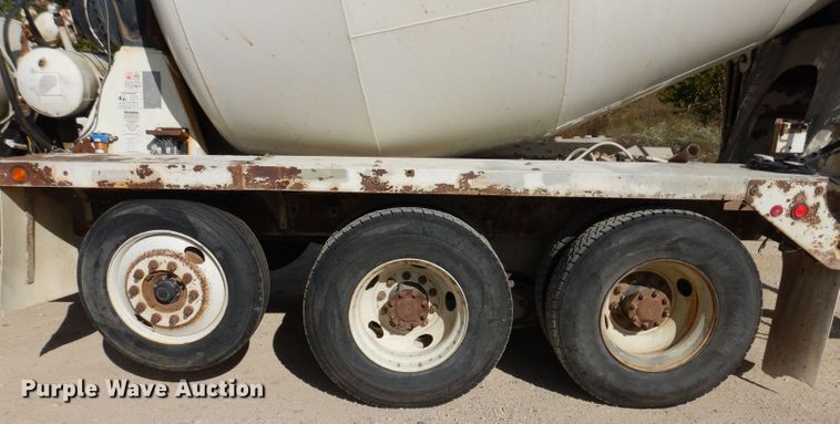 image for item EV9327 2004 Mack CV513  ready mix truck