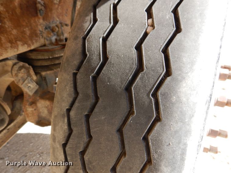 image for item EV9327 2004 Mack CV513  ready mix truck