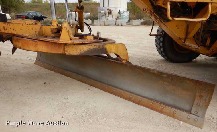 image for item EV9330 1979 Caterpillar 140G  motor grader