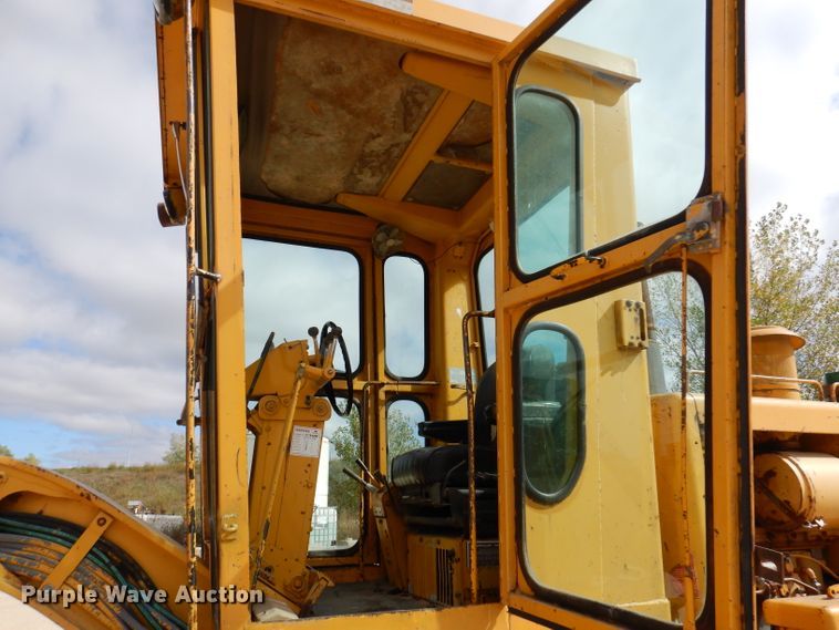 image for item EV9330 1979 Caterpillar 140G  motor grader