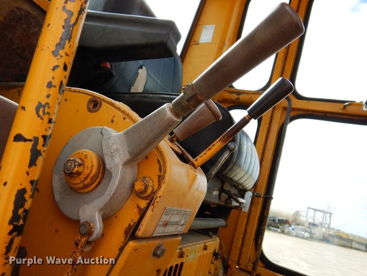 image for item EV9330 1979 Caterpillar 140G  motor grader