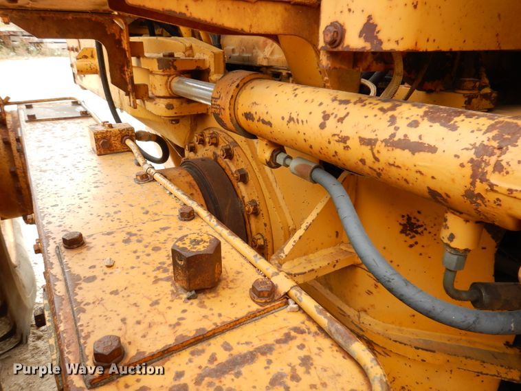 image for item EV9330 1979 Caterpillar 140G  motor grader