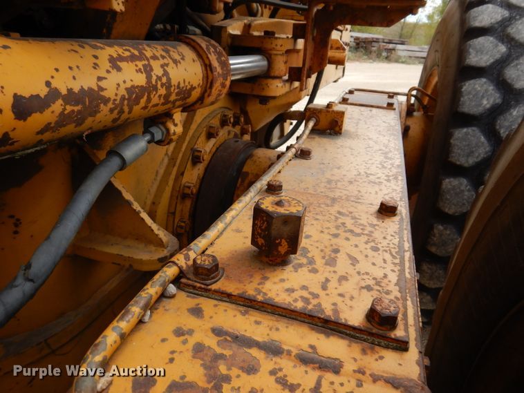 image for item EV9330 1979 Caterpillar 140G  motor grader