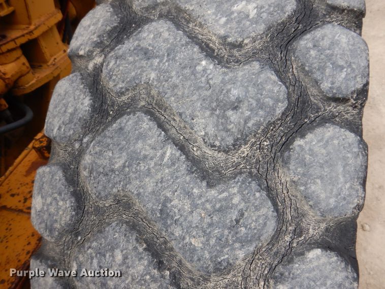 image for item EV9330 1979 Caterpillar 140G  motor grader