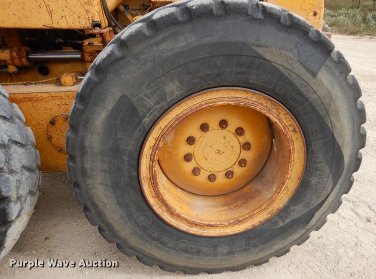 image for item EV9330 1979 Caterpillar 140G  motor grader