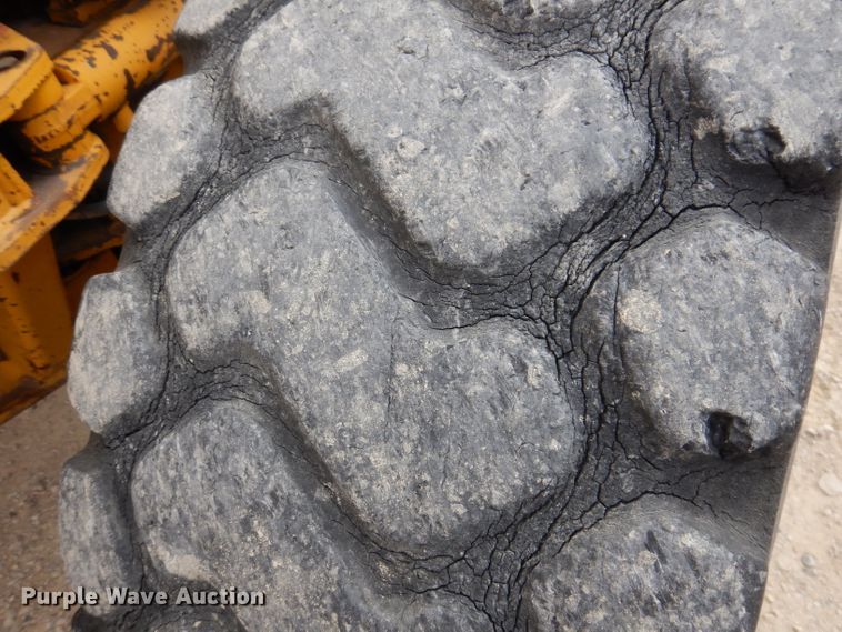 image for item EV9330 1979 Caterpillar 140G  motor grader