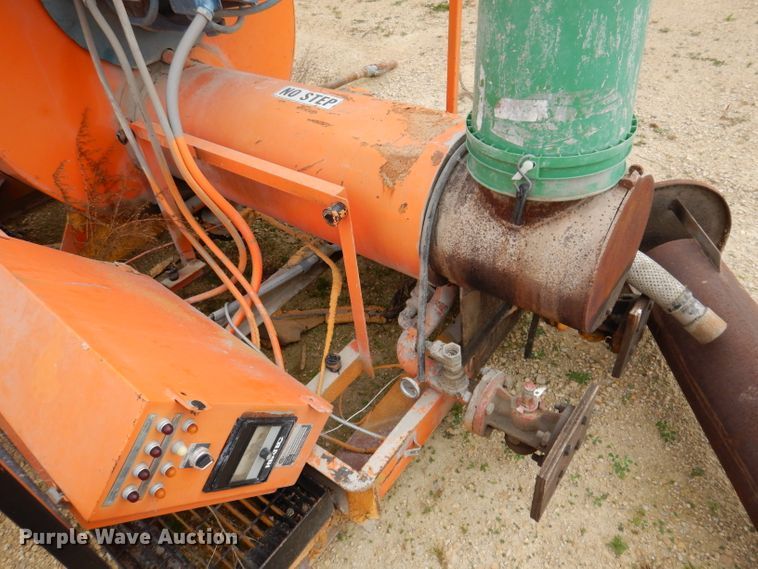 image for item EV9337 CEI CEI 1000  oil heater