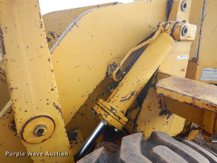 image for item EX9691 1969 Caterpillar 930  wheel loader
