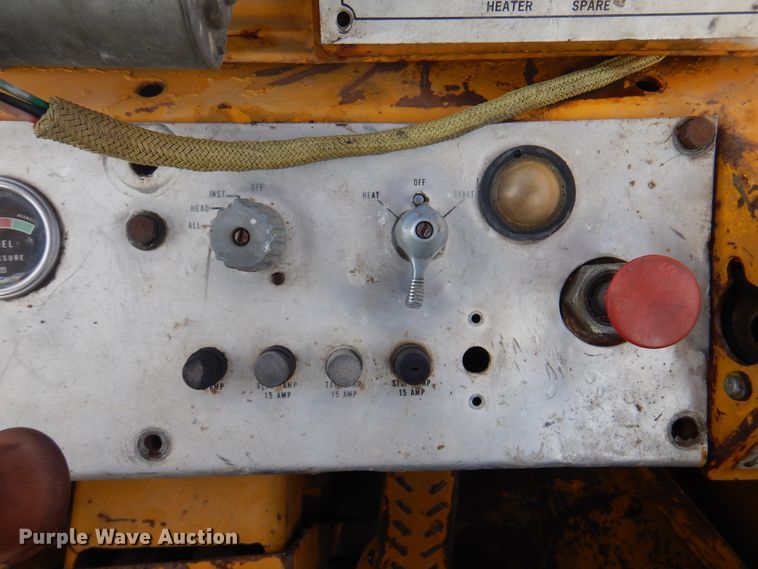 image for item EX9691 1969 Caterpillar 930  wheel loader