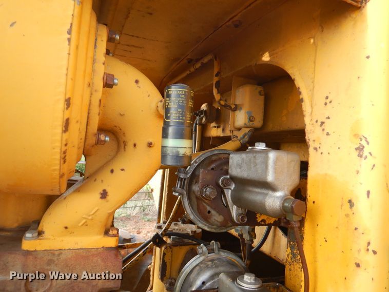 image for item EX9691 1969 Caterpillar 930  wheel loader