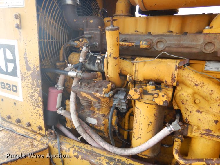 image for item EX9691 1969 Caterpillar 930  wheel loader