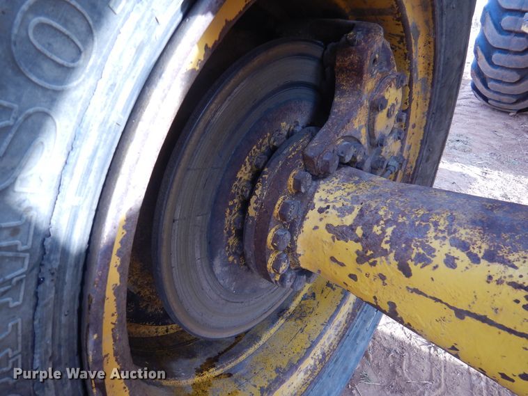image for item EX9691 1969 Caterpillar 930  wheel loader