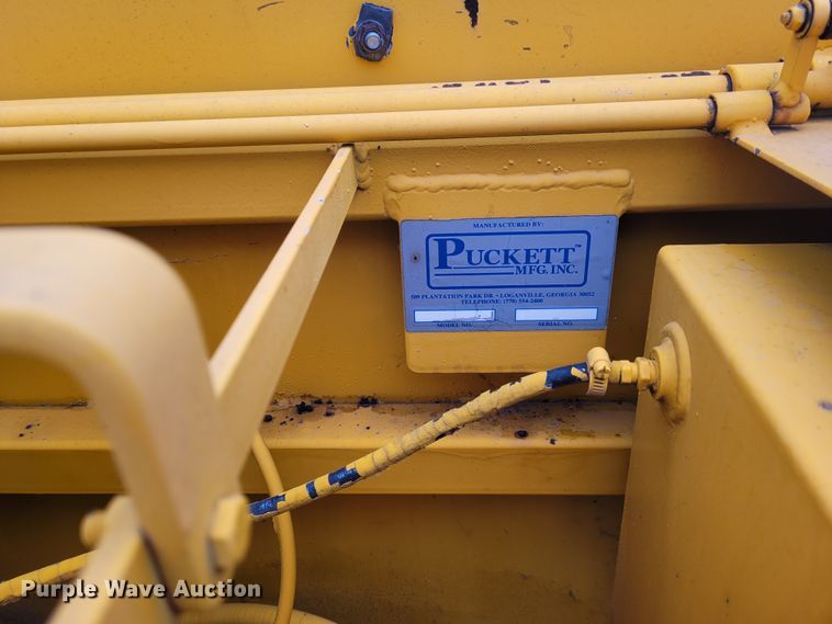 image for item FC9057 Puckett Paver 560  paver