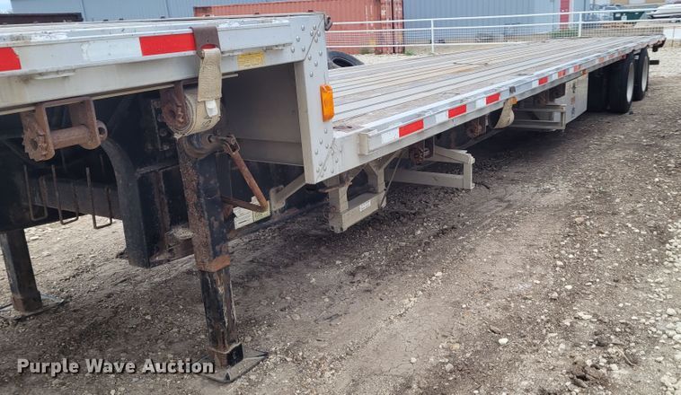 image for item FC9058 2006 Transcraft Eagle  drop deck equipment trailer