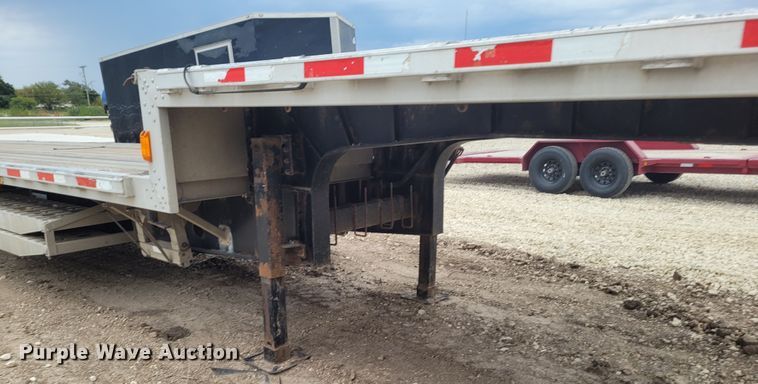 image for item FC9058 2006 Transcraft Eagle  drop deck equipment trailer
