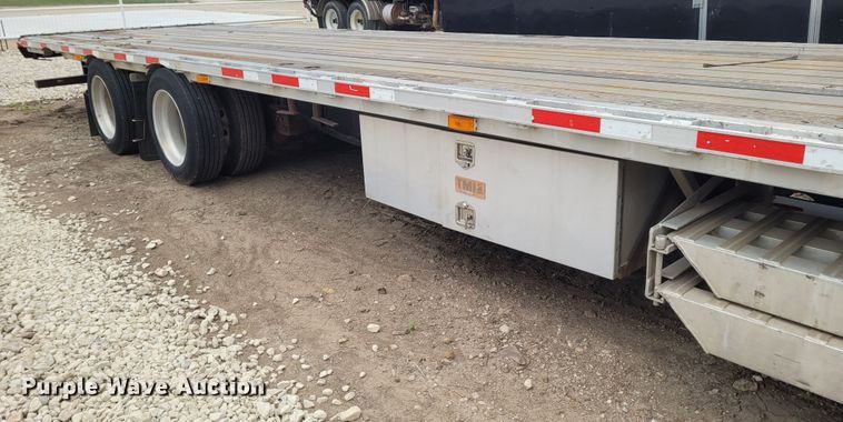 image for item FC9058 2006 Transcraft Eagle  drop deck equipment trailer
