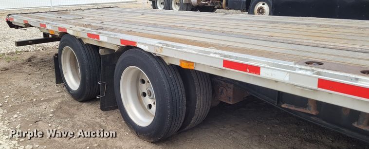 image for item FC9058 2006 Transcraft Eagle  drop deck equipment trailer