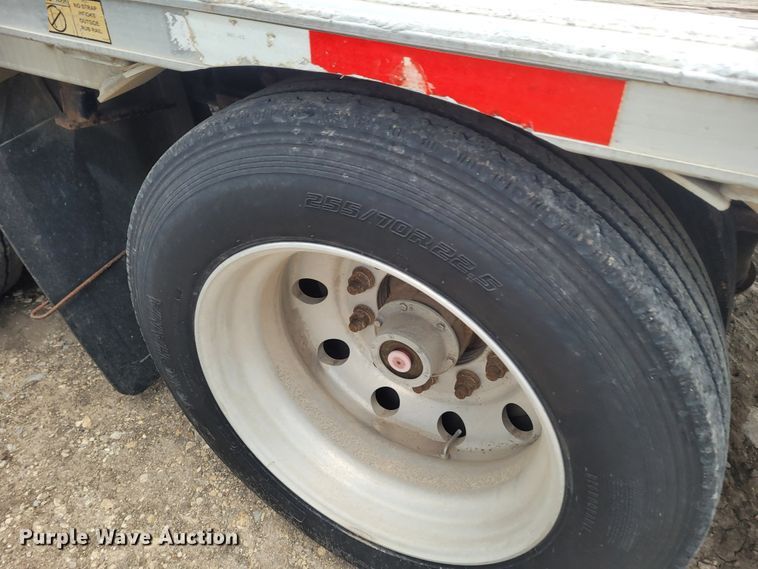 image for item FC9058 2006 Transcraft Eagle  drop deck equipment trailer