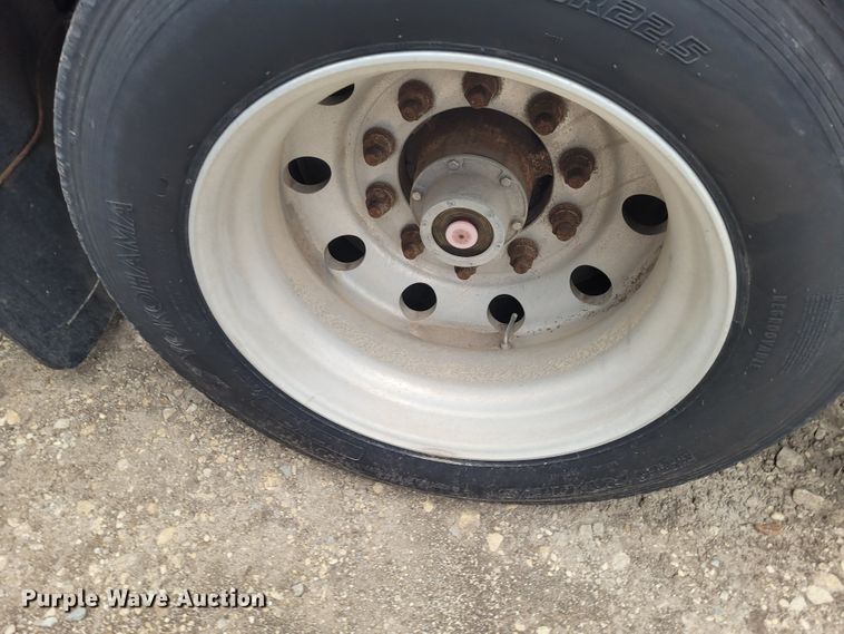 image for item FC9058 2006 Transcraft Eagle  drop deck equipment trailer