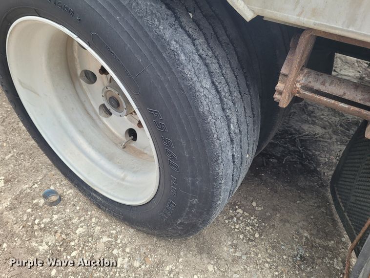 image for item FC9058 2006 Transcraft Eagle  drop deck equipment trailer