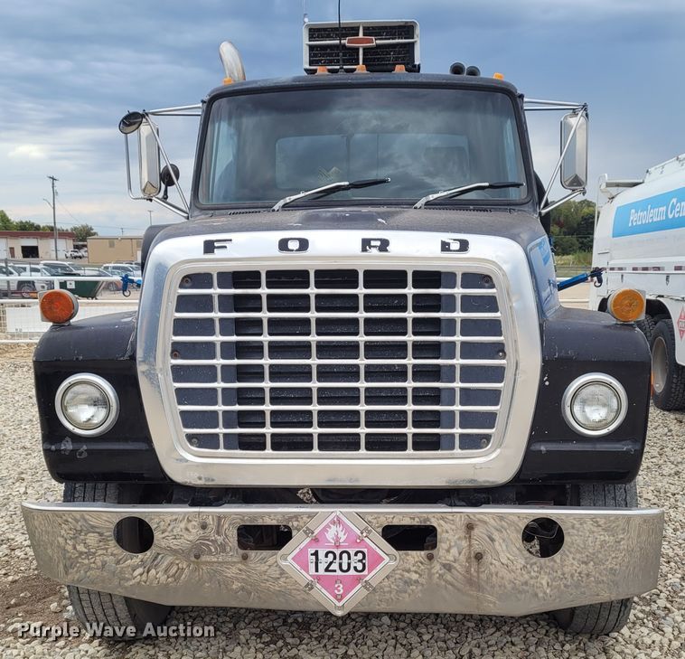 image for item FC9059 1970 Ford 9000  fuel truck