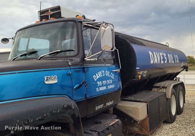 image for item FC9059 1970 Ford 9000  fuel truck