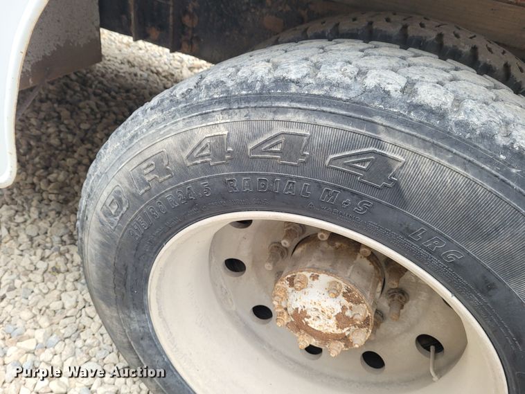 image for item FC9060 1994 Kenworth T600  fuel truck