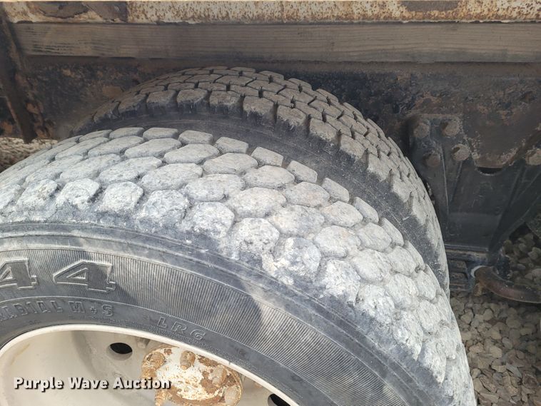 image for item FC9060 1994 Kenworth T600  fuel truck