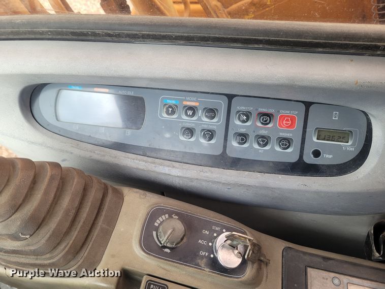 image for item FC9062 2001 Case CX130  excavator