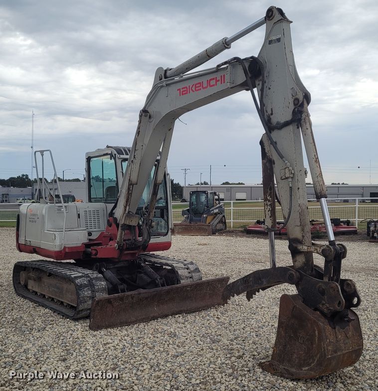 image for item FC9063 2005 Takeuchi TB175  mini excavator