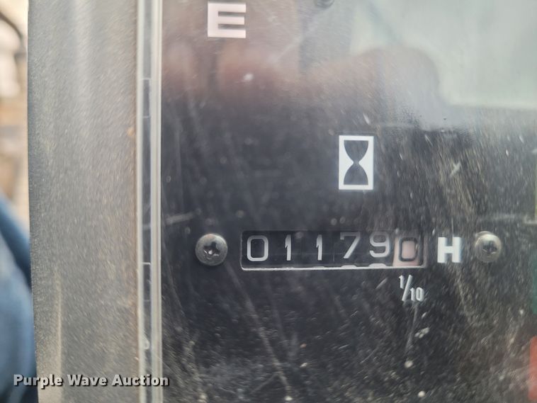 image for item FC9063 2005 Takeuchi TB175  mini excavator