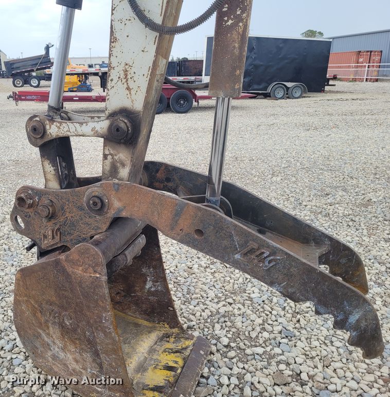 image for item FC9063 2005 Takeuchi TB175  mini excavator