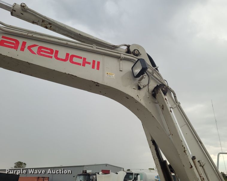 image for item FC9063 2005 Takeuchi TB175  mini excavator