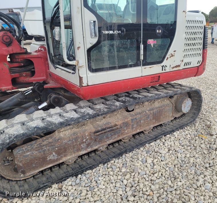 image for item FC9063 2005 Takeuchi TB175  mini excavator