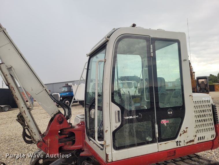 image for item FC9063 2005 Takeuchi TB175  mini excavator