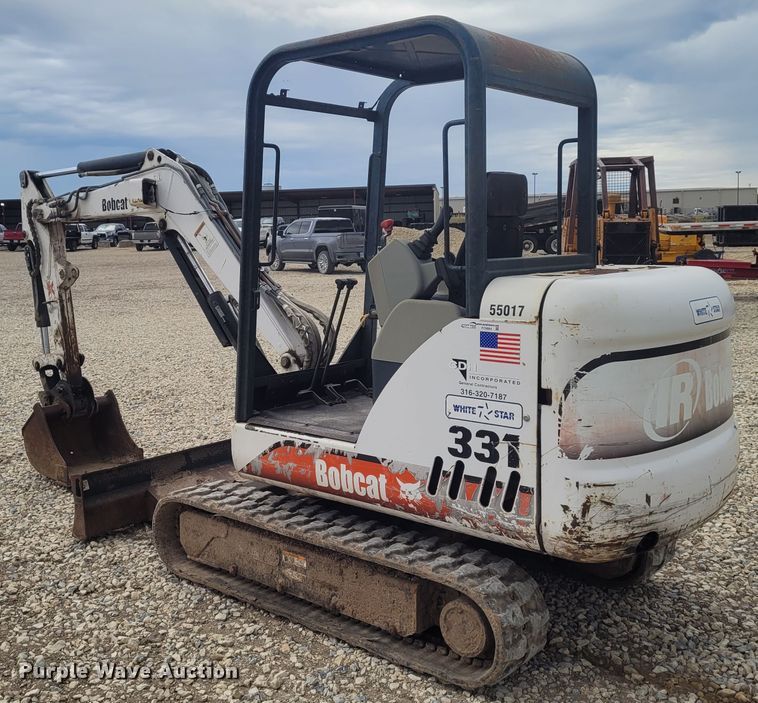 image for item FC9064 2002 Bobcat 331  mini excavator