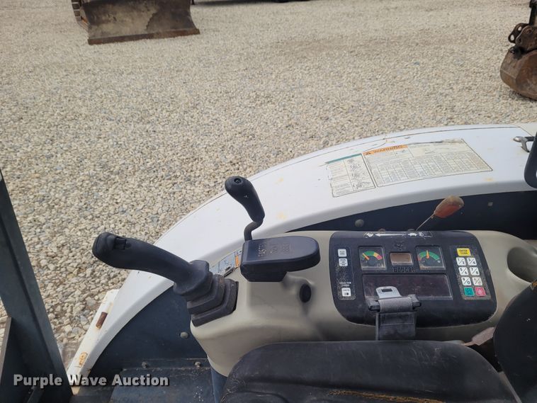 image for item FC9064 2002 Bobcat 331  mini excavator