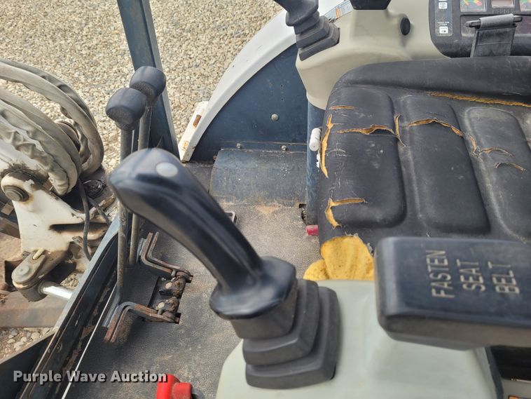 image for item FC9064 2002 Bobcat 331  mini excavator