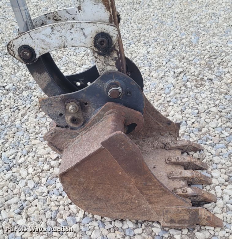 image for item FC9064 2002 Bobcat 331  mini excavator