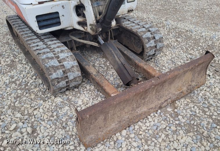 image for item FC9064 2002 Bobcat 331  mini excavator