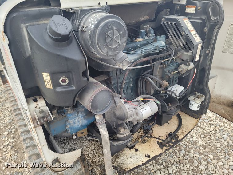 image for item FC9064 2002 Bobcat 331  mini excavator