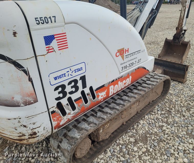 image for item FC9064 2002 Bobcat 331  mini excavator