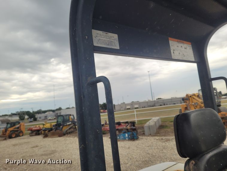 image for item FC9064 2002 Bobcat 331  mini excavator