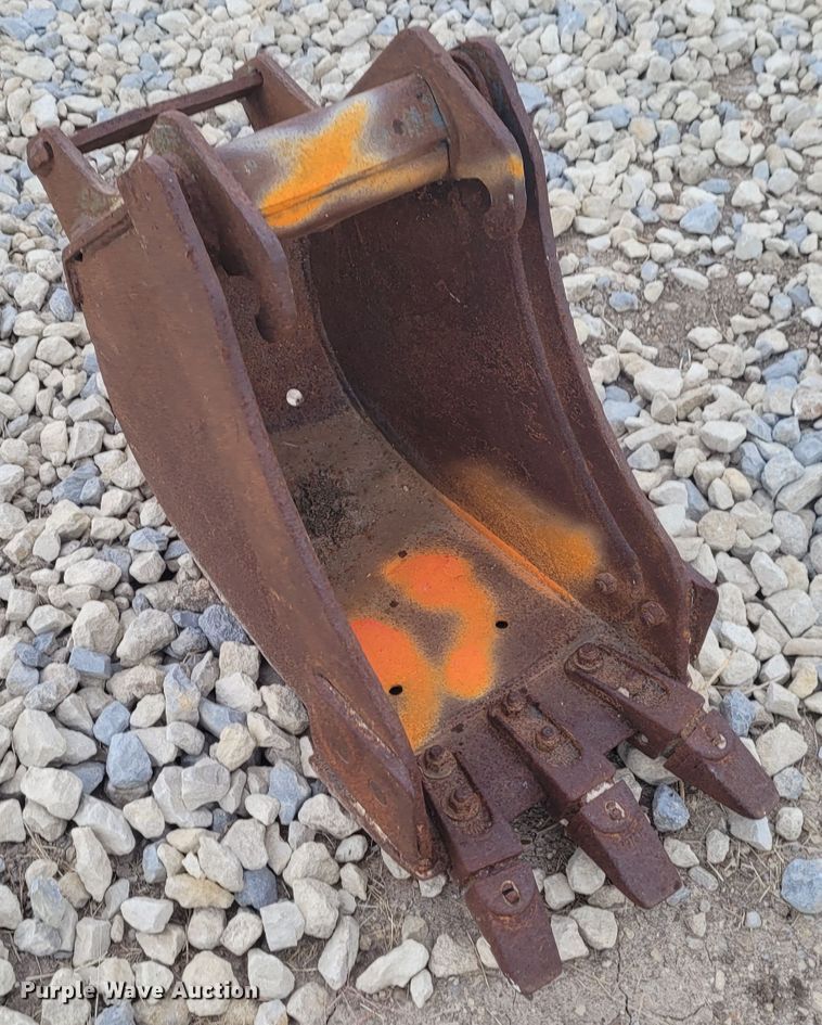 image for item FC9064 2002 Bobcat 331  mini excavator