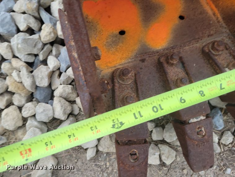 image for item FC9064 2002 Bobcat 331  mini excavator