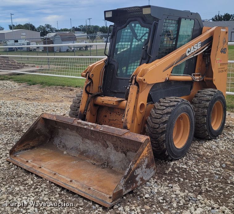 image for item FC9066 2006 Case 440  skid steer loader