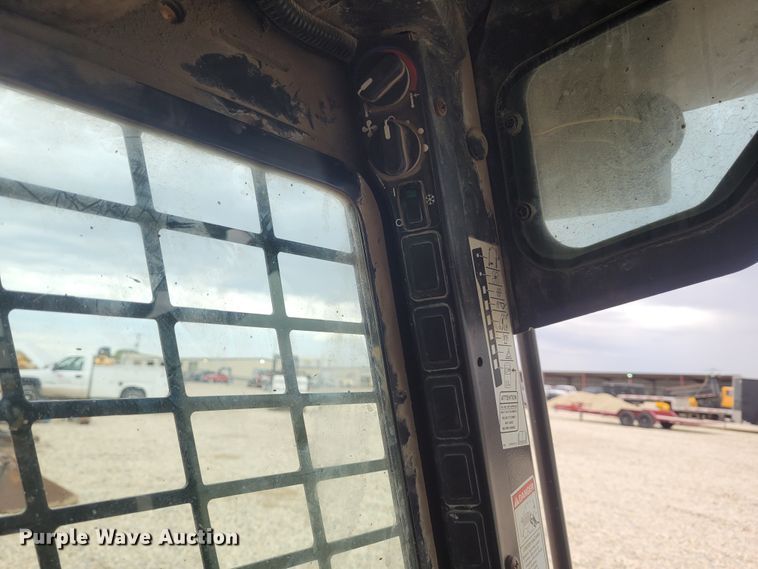 image for item FC9066 2006 Case 440  skid steer loader