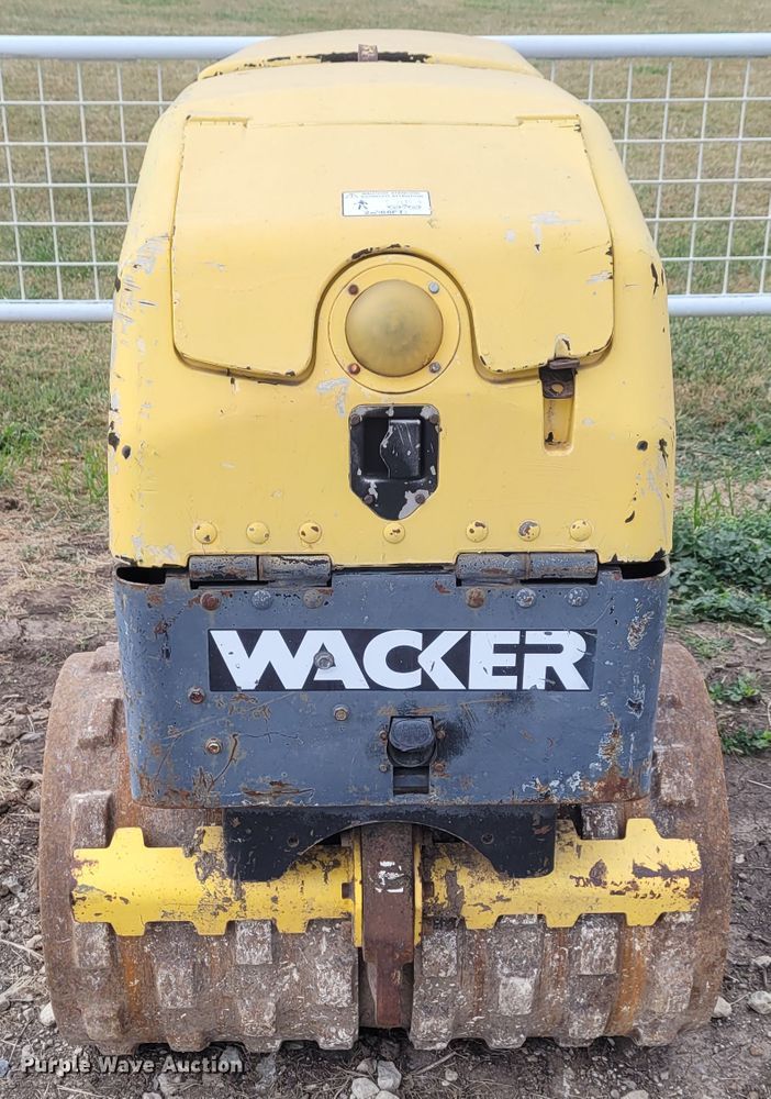 image for item FC9068 2005 Wacker RT70007  vibratory trench compactor
