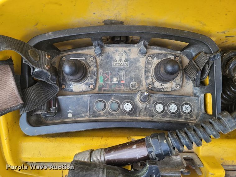 image for item FC9068 2005 Wacker RT70007  vibratory trench compactor