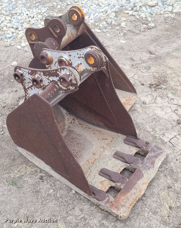 image for item FC9075 (2) backhoe buckets